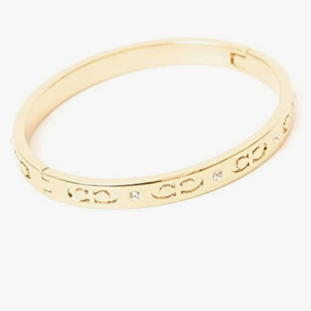 New! Coach Kissing C 💋 Hinged Bangle in Gold - Picture 2 of 3